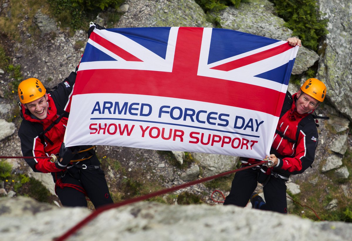 TrekTherapy's tweet photo. Our world-class Armed Forces work tirelessly to defend the UK and protect our people all day, everyday. Let’s take time to #SaluteOurForces this #ArmedForcesDay. https://t.co/nqpFnUFNd9