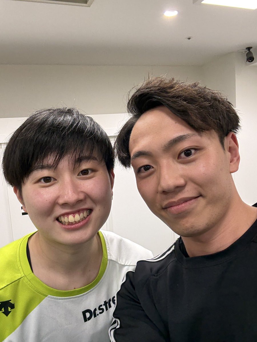 ds_kanato0425's tweet photo. りゅーさん！！！
店長プレゼン合格㊗️
おめでとうございます🐉

頑張ってるのを近くで見てたので
自分のことのように嬉しいです😭😭

諦めない気持ち僕も大事にしていきます🔥
おめでとうございますっ！！！！！

🐉@Ds_ryu_ 🐉

#天満橋京阪シティーモール店
#大切な人を大切にする https://t.co/uqpZwU7zmS