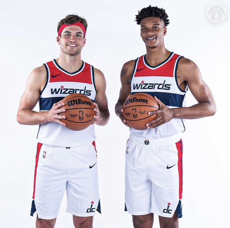 kabekobe22's tweet image. #dcfamily