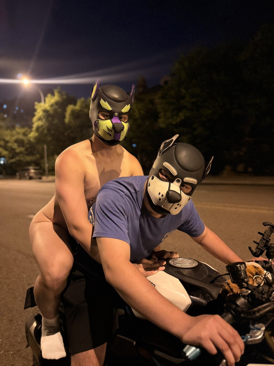 🤫
对不起开吉普的大哥
对不起骑电动车的大爷
对不起小区保安
对不起出租车司机
的眼睛 👀

📸 <a href="/sir_tower/">骑Sr的小昊天🏍</a> <a href="/sgpte267973/">野猪一号</a>