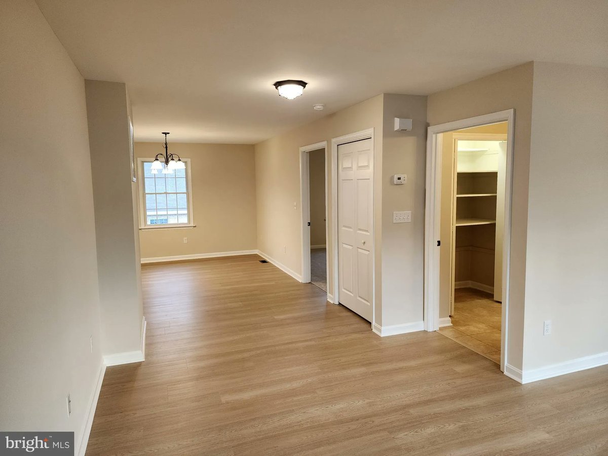 BHHSGuru's tweet photo. 161 Elderberry Spring Court, Waynesboro, PA, 17268
2 bed | 2 bath 1960 Sq. Ft.
Active | 269500
https://t.co/Ghi30536UM
Move-In Ready - You will Love This Exceptional Make Over with freshly painted walls, ceiling and wood trim as well as many other desirable upgrades in this... https://t.co/PtyUWf2V7B