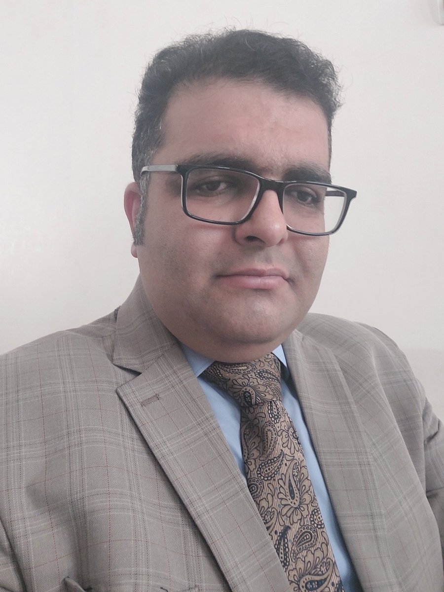 فعالیت های خود را بدون ترس از انتقاد در تمام فضای مجازی انتشار دهیم حتی عقاید و علاقه مندی هایمان
خداوند ما را به رسیدن به خواسته هایمان یاری می کند
باید با صدای بلند جار بزنیم و افشا کنیم
خداوند شجاعت را دوست دارد
خداوند حافظ ماست
و مرگ ما تنها دست خداوند است
دوستتان دارم عزیزان
