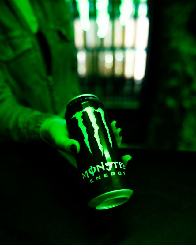 📍 Esta tarde en el stand de Monster en OWN VALENCIA:
🕓16:00 – Pásate a por tu Monster + meet &amp; greet con <a href="/aXoZerr/">aXo</a>
🕠17:30 – Meet &amp; greet con <a href="/MrxSoki/">Soki</a> 
🕡18:30 – Streaming en directo con SOKI
🕖19:00 - Última oportunidad del día para llevarte tu Monster favorito 🔋