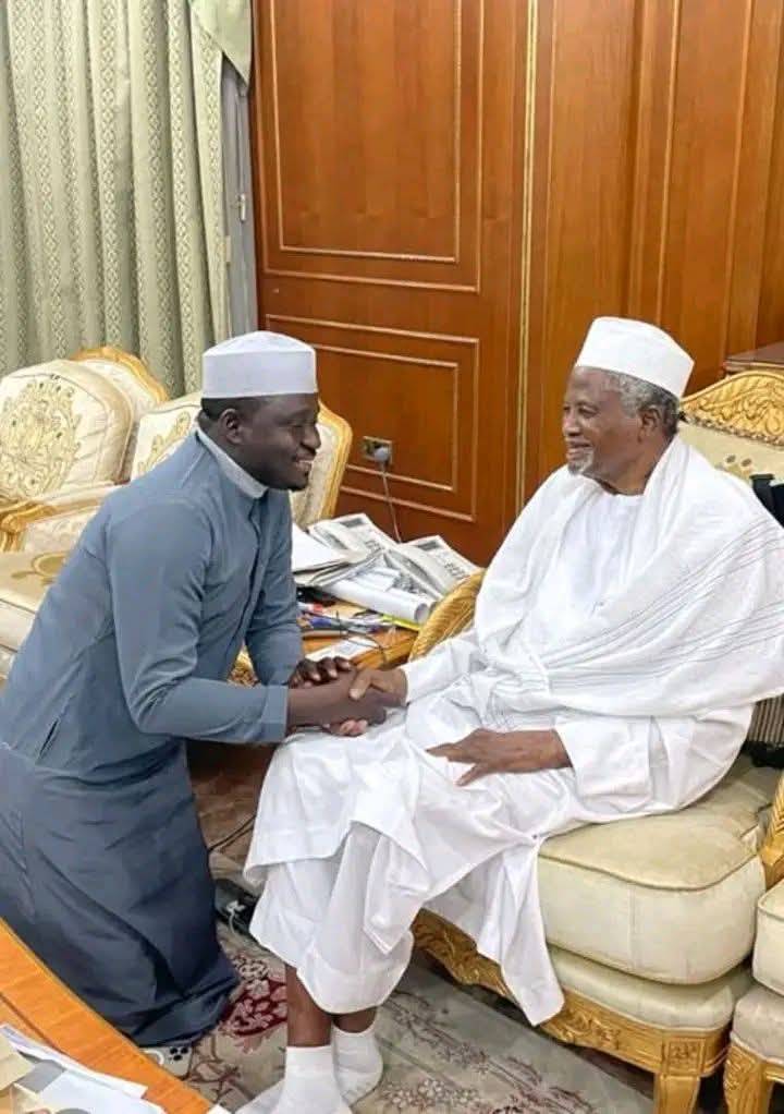 KabiruAmadu_MP's tweet image. Inna lillahi wa Inna ilaihi rajiun. 
 Allah ya jikan Baba Alh. Aminu Dan Tata,  Allah ya huta.  Muna Mika sakon ta&apos;aziyya ga mutanen kano da Al&apos;umma baki daya