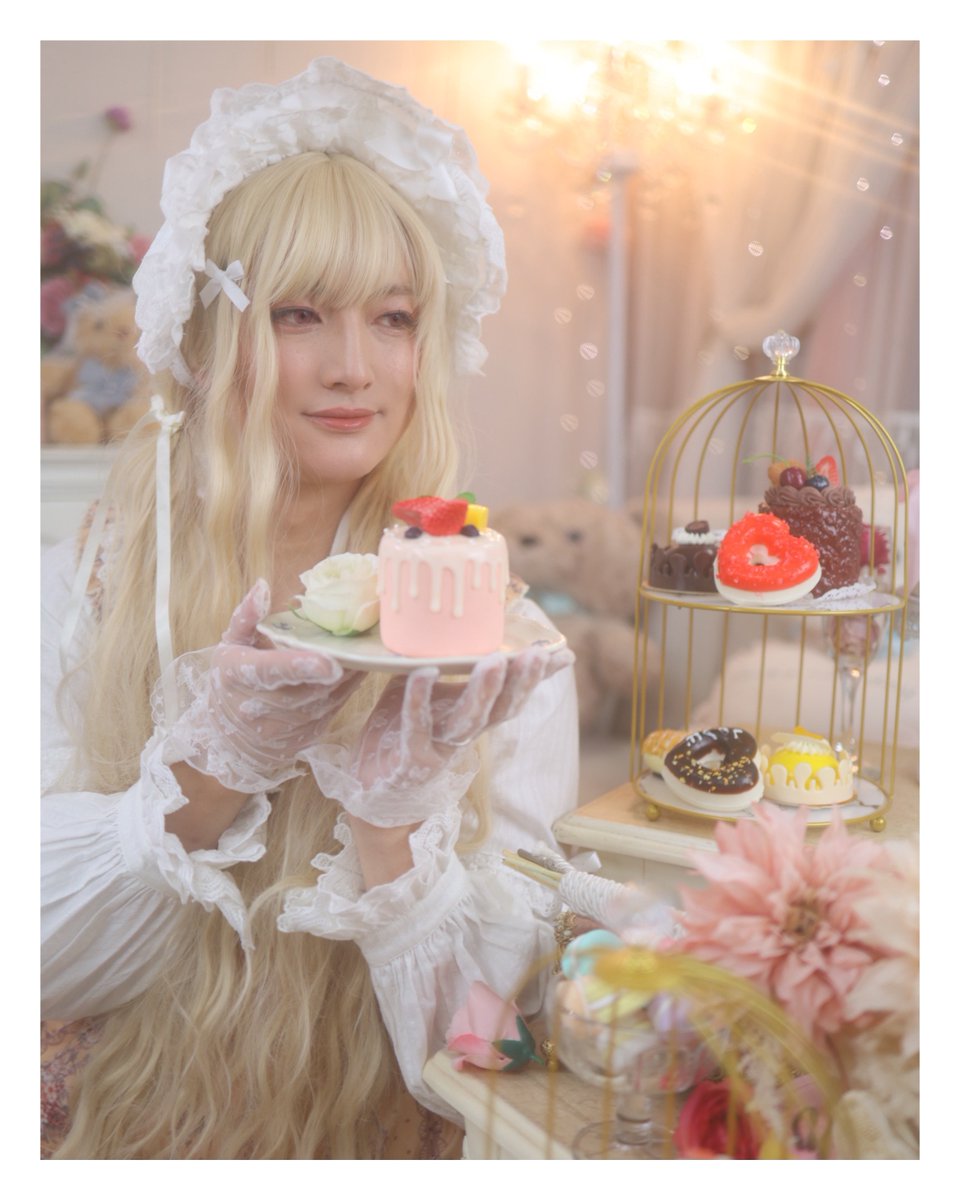 asame_3's tweet photo. ユメミルさんのロリィタお茶会に参加。
当社比1200%甘くしてもらいました。
@yumemirujsalon https://t.co/r0bchTzoqE