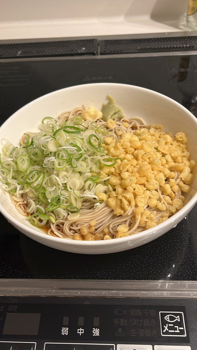 お待たせしております！

円盤食堂、再開いたします（映画のことを投稿しなさい）

冷やしたぬき蕎麦

流水で冷ましたあと氷水で締めるという気合いの塊…

この蕎麦美味いのです！