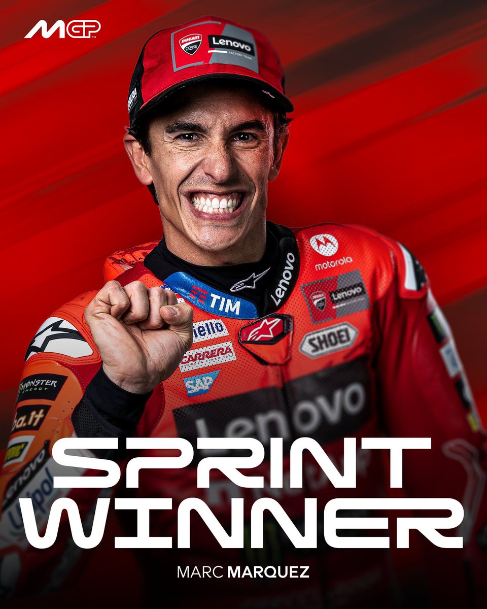 TeamRoldan's tweet photo. 🏁 Victoria de Marc Márquez en la carrera Sprint de Assen.

2º Alex Márquez 
3º Marco Bezzecchi 

➡️ Marc sigue aumentando su ventaja en el liderato del mundial 

#DutchGP https://t.co/9iduMKKRei