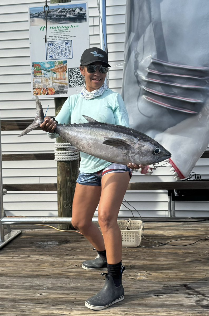 Sara Salt (@sara_salt_) on Twitter photo Absolutely love that I can go out and catch my own dinner and a fantastic one at that! We seared this lightly and it was so yummy!! <a href="/reelgirlco/">Reel Girl Clothing Company</a> sunsetter hoodie sunshirt so dang cozy! #tuna #freshfish #catch #FishingGirls Absolutely love that I can go out and catch my own dinner and a fantastic one at that! We seared this lightly and it was so yummy!! <a href="/reelgirlco/">Reel Girl Clothing Company</a> sunsetter hoodie sunshirt so dang cozy! #tuna #freshfish #catch #FishingGirls