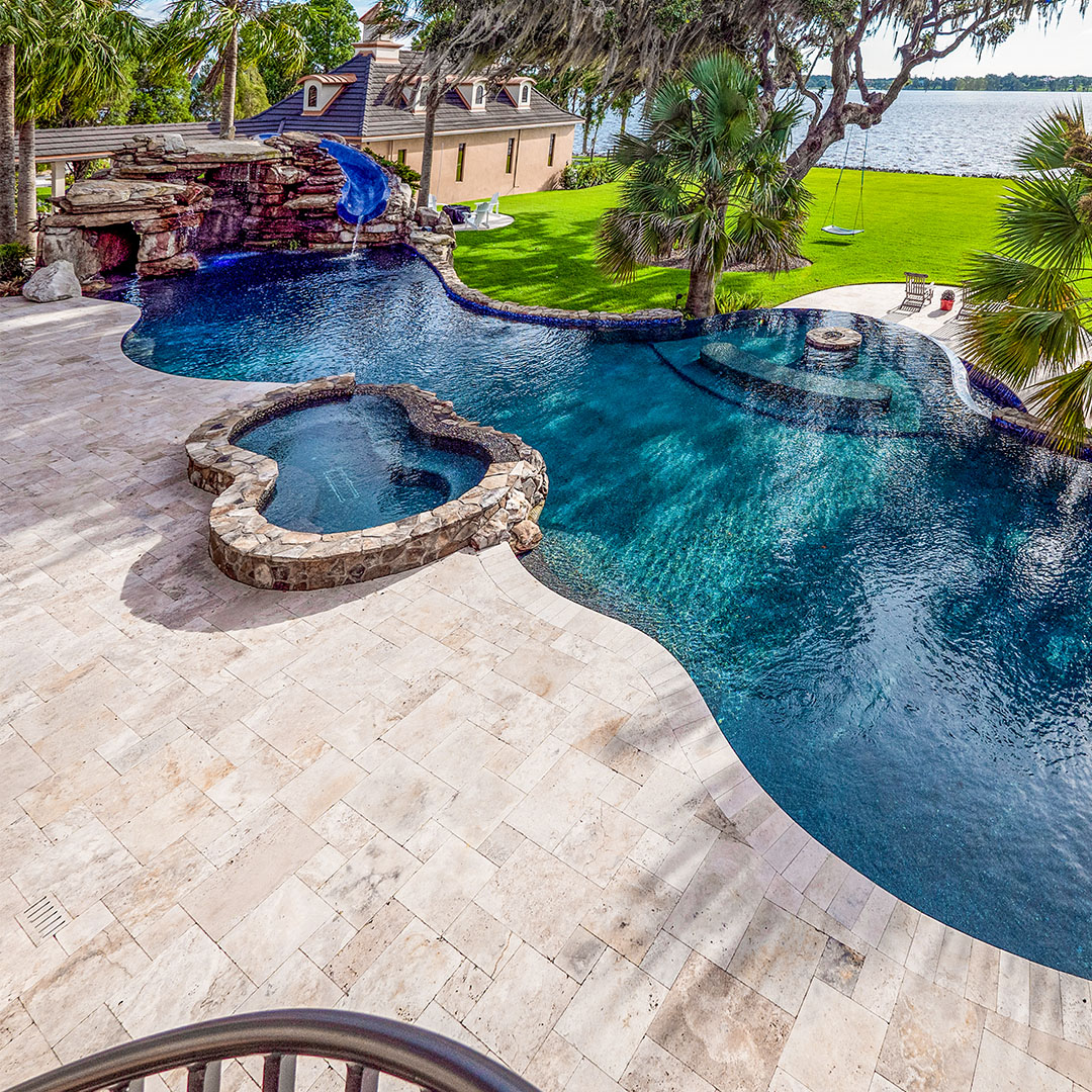LagoonsDesign's tweet image. This home and pool are insanely huge. At Lucas Lagoons, transforming backyards into a total paradise and creating mesmerizing custom pools is simply part of the job for our passionate team.

#insanepools #lucaslagoons #poolbuilder #backyard #luxuryhomes