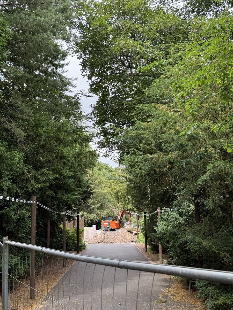 Work continues at the former site of Darkest Depths, in preparation for what may be a new attraction for Scarefest. What do you think we could see?