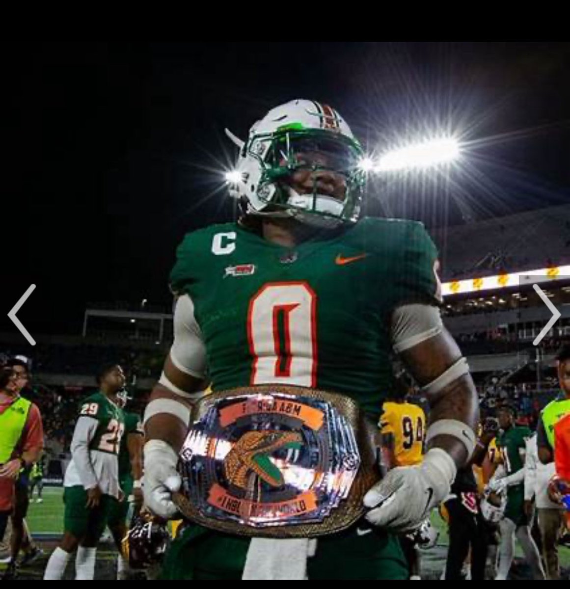 AujshawnIzzard4's tweet image. Blessed To Receive An Offer From FAMU❗️🐍   #Rattlers @CoachColzie @coachtwelch1 @TrainerOfSpeed1 @benton_leroy @DennisKnightSMN