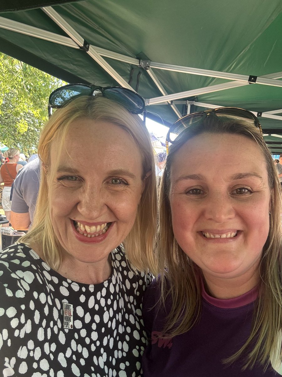 Antonia Bance MP (@antoniabance) on Twitter photo Great to meet Helen from
<a href="/UsdawUnion/">UsdawUnion</a> at Morrisons in Wednesbury, Claire and Tracy who are from my own union <a href="/unitetheunion/">Unite the union: join a union</a> and work at JLR, and of course old colleagues from @the_TUC Great to meet Helen from
<a href="/UsdawUnion/">UsdawUnion</a> at Morrisons in Wednesbury, Claire and Tracy who are from my own union <a href="/unitetheunion/">Unite the union: join a union</a> and work at JLR, and of course old colleagues from @the_TUC