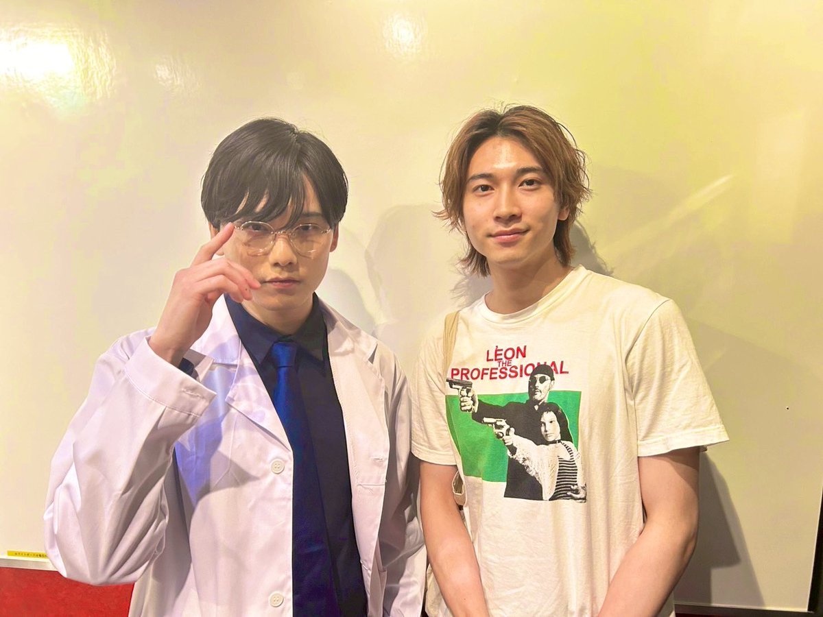 『#大都怪』初日、終了。
如何でしたか？私のセミナー

有意義な時間だったのであれば幸いです。

本日は友人である庄司浩平が受講してくれました。貴方も最近社会に接続できたようで何より🍮

なんと明日で最終日です。
新宿村LIVEにて、お待ちしております。

(※コントライブです)