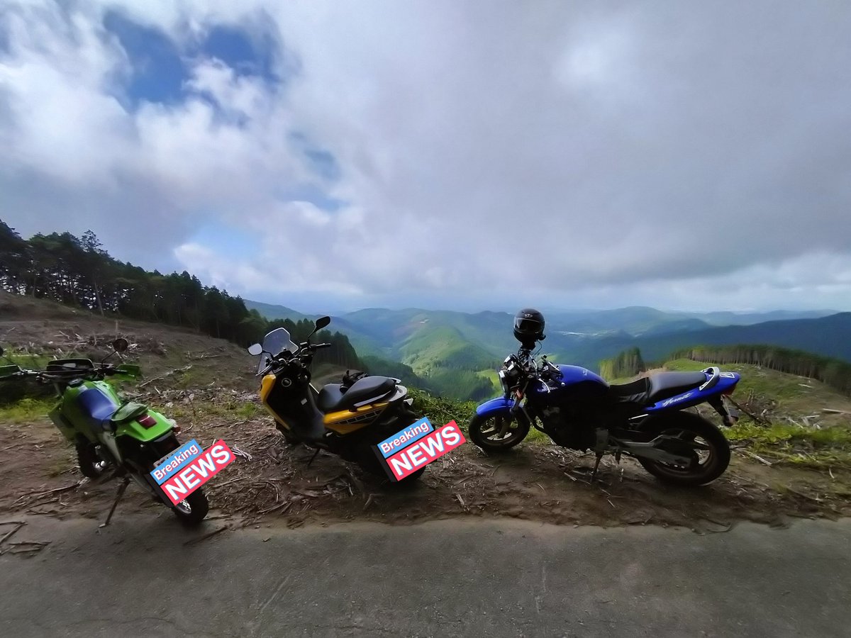 RETURN_HORNET's tweet image. #ホーネット250
#調音の滝
今日は久し振りのマスツー
山〜滝〜海と上がって下がって
この季節は、山は涼しく快適だが
降りると、暑い…🥵