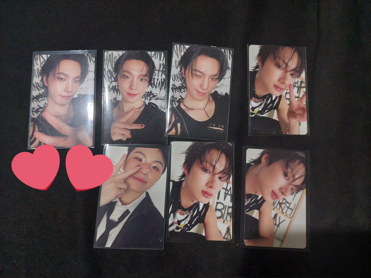 ourcheonsajh's tweet photo. WTS
SEVENTEEN PHOTOCARD &amp; ALBUM

💰first pic Rm5 each
💰2nc picture Rm10 each
💰weverse ver album rm35 each 

✅️MEET UP HERE #hoshiinthegoldenhour

#pasarseventeen #pasarsvtmy #pasarseventeenmy #pasarsvt https://t.co/5V7ZfP8pAQ