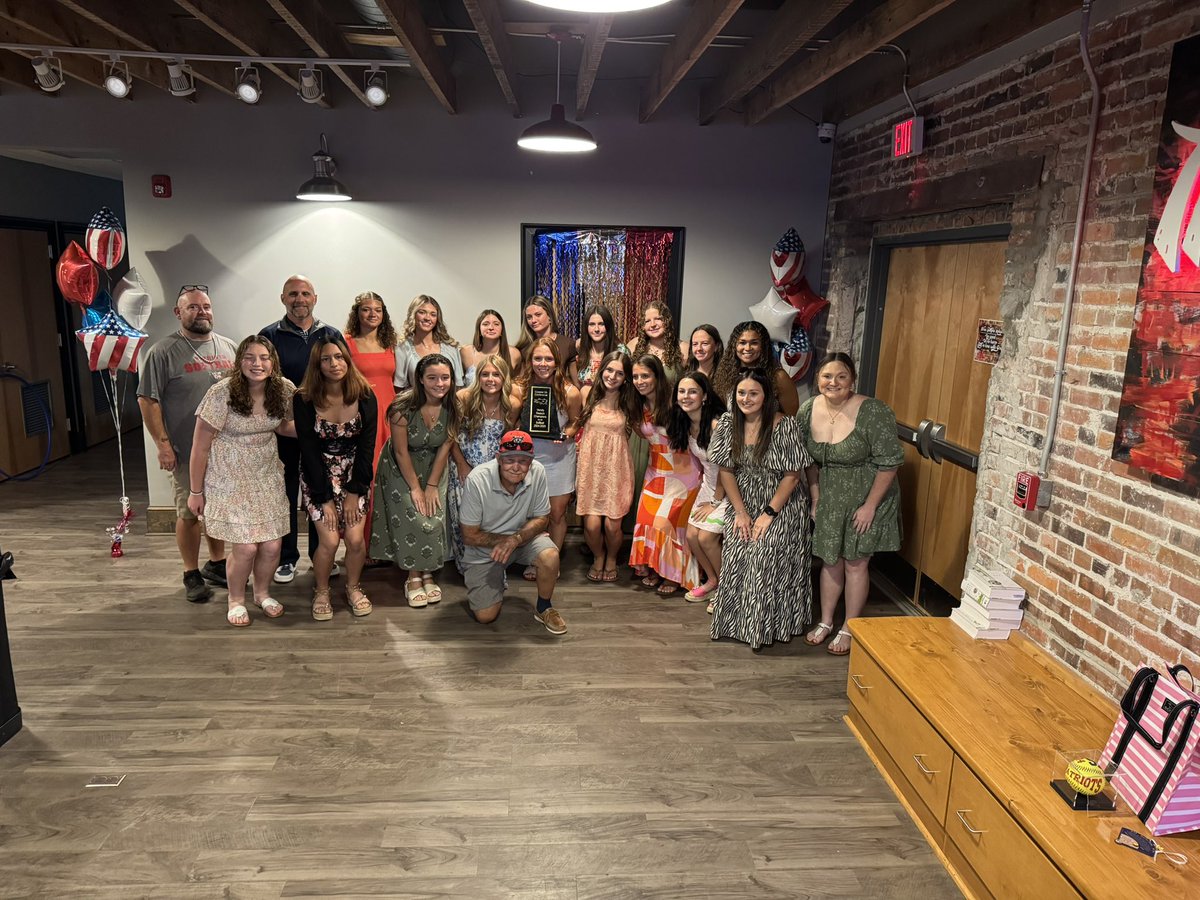 26EGRodriguez54's tweet photo. ❤️🤍💙🥎West Carteret🥎❤️🤍💙 https://t.co/9gvnUYRbs8