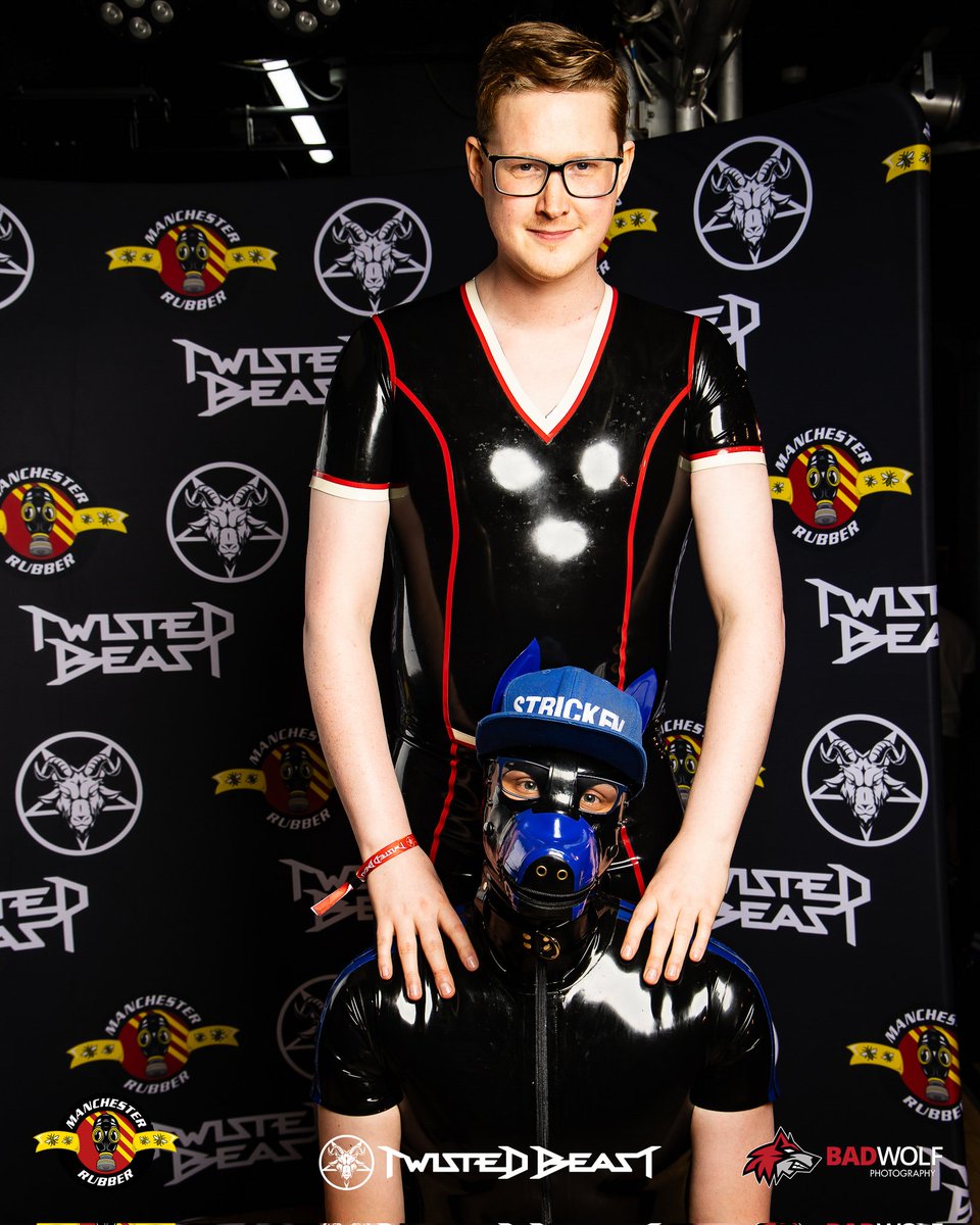 Dan and dog 🥰🥰🥰🥰 

From the <a href="/MancRubber/">Manchester Rubber</a> photobooth photo by <a href="/BadWolfPhotos/">Bad Wolf Photography</a>