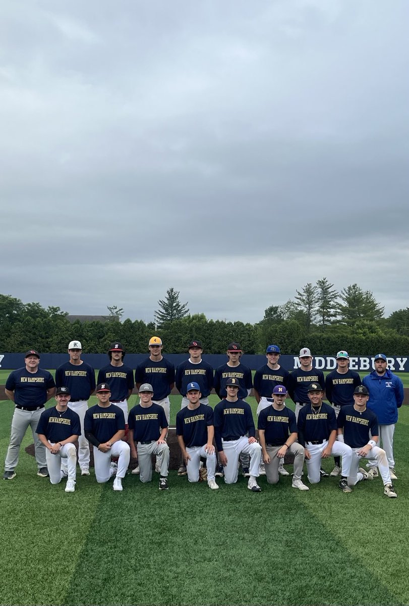 The 2025 New Hampshire Twin State team!