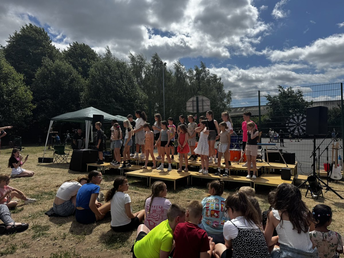 NorbridgeCIA's tweet image. What amazing performances by the School Choir and School Band 🎶🎶🎶@DeltaNorbridge