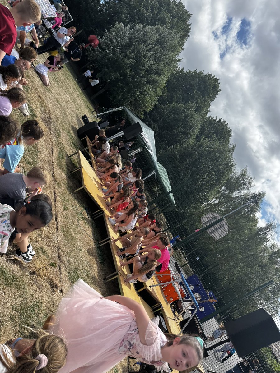 NorbridgeCIA's tweet image. What amazing performances by the School Choir and School Band 🎶🎶🎶@DeltaNorbridge