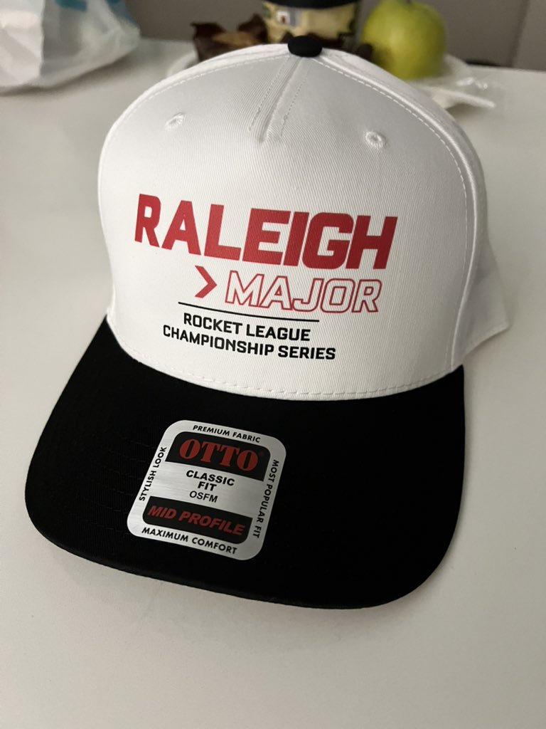 🚨RALEIGH MAJOR RLCS HAT (2) GIVEAWAY🚨

- Follow
- Retweet
- 2 Winners

Must be attending the RLCS Major on Sunday to be entered, and able to pickup in person.

Will announce the winners Sunday morning 💚