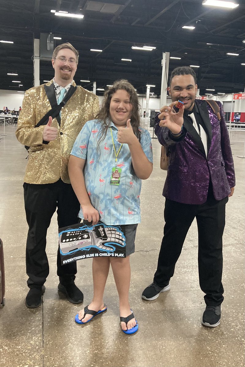 « K•E•L•L•Y » tweet media