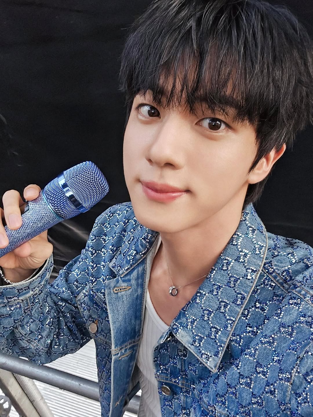 ラスト1点☆新品未開封★BTS ジン 顔 Tシャツ ソウル コヤン 韓国 JIN ラスト1点☆新品未開封☆BTS ジン 顔 Tシャツ ソウル コヤン