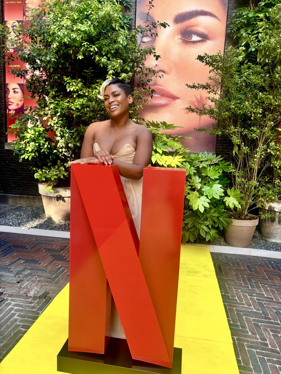 Jennifer Cooke tweet media