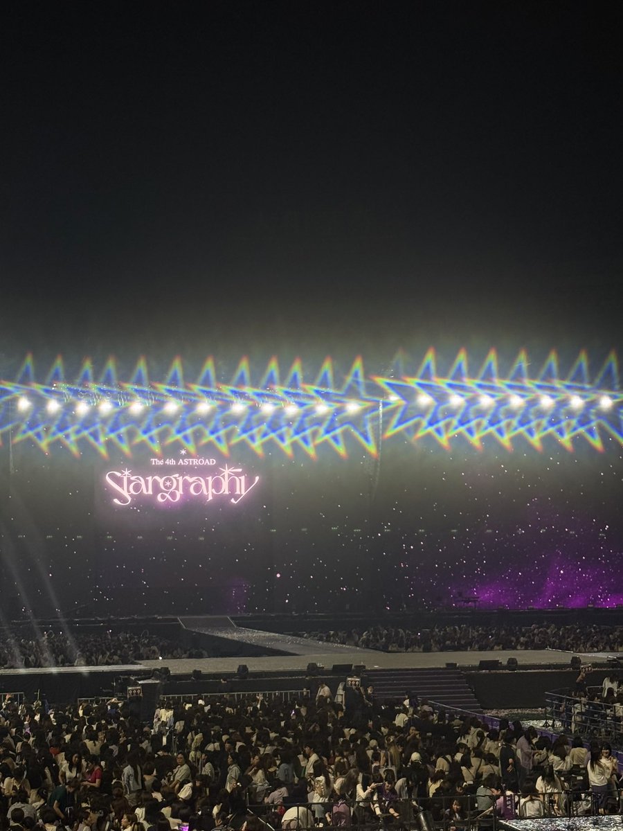 250628 Stargraphy JAPAN
아스트로 첫 돔 콘서트 너무너무 축하해💜
ソウルコンの時のメガネ福岡でも使えました💫

#ASTRO #mj #진진 #차은우 #문빈 #라키 #윤산하 #문수아
