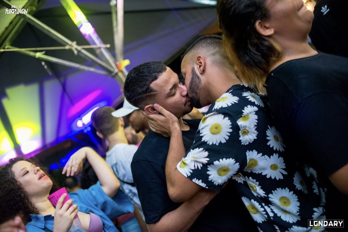 bdfurduncin's tweet photo. Ser quem você é nunca deve ser motivo de medo, mas de orgulho! ❤️

Dia internacional do orgulho LBTQIA+ 🏳️‍🌈🏳️‍⚧️ https://t.co/r7bwofh1MM