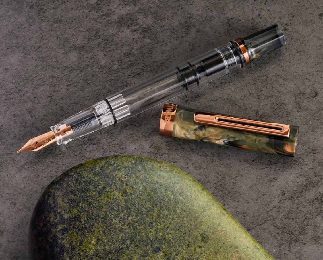 PAPELERIADEBOD's tweet photo. Twsbi ECO Serpentine Bronze
EF, F, M, B y 1.1 https://t.co/4Iidb9o5hr