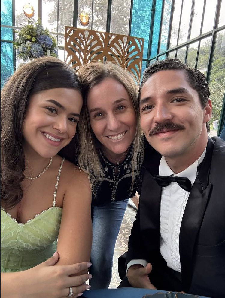 Central Ronia 🍫 tweet media