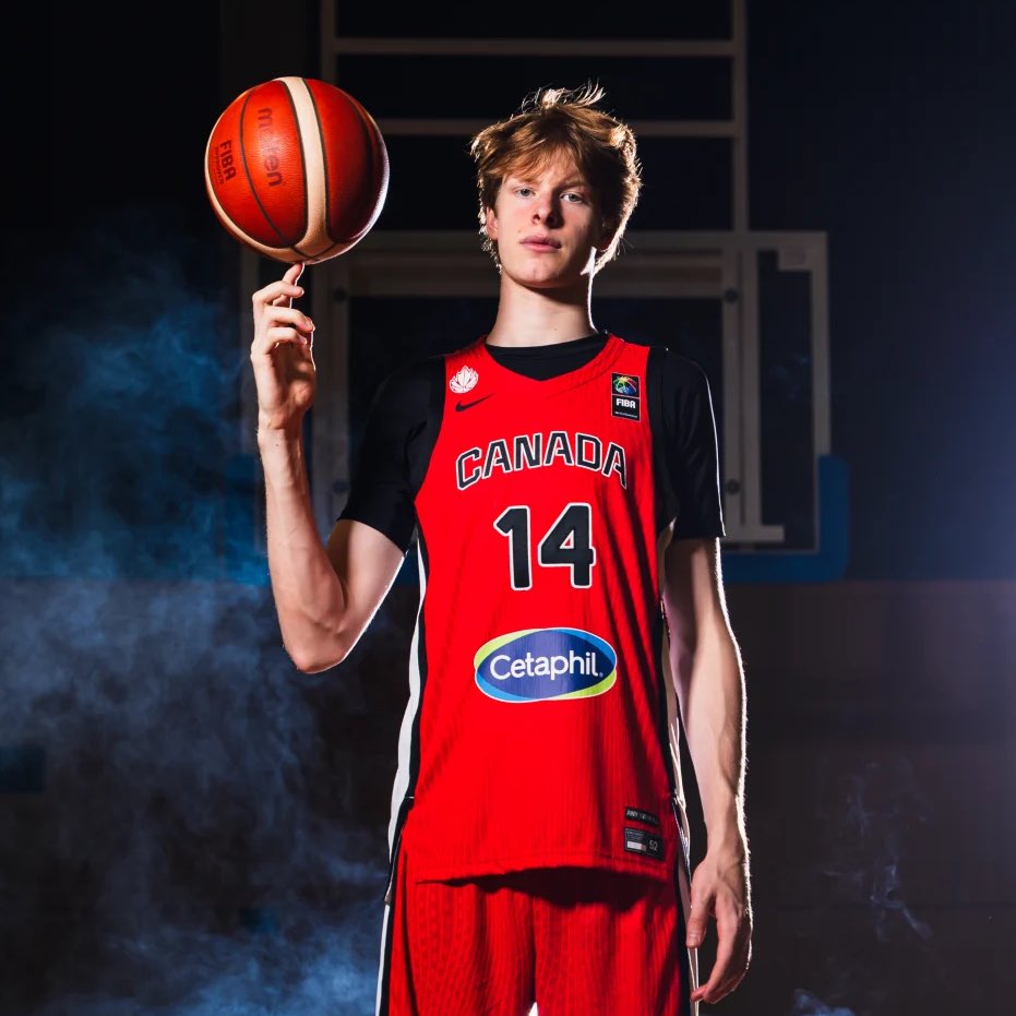 🇨🇦 Maxime Meyer looked like the best prospect for team Canada tonight, while being one of the youngest players on the team. The 7’1 big had a great game against China

12 points
12 boards
2 blocks
6-11 FG 
20 minutes 

Has to be the starter by next game. Best big man on the team