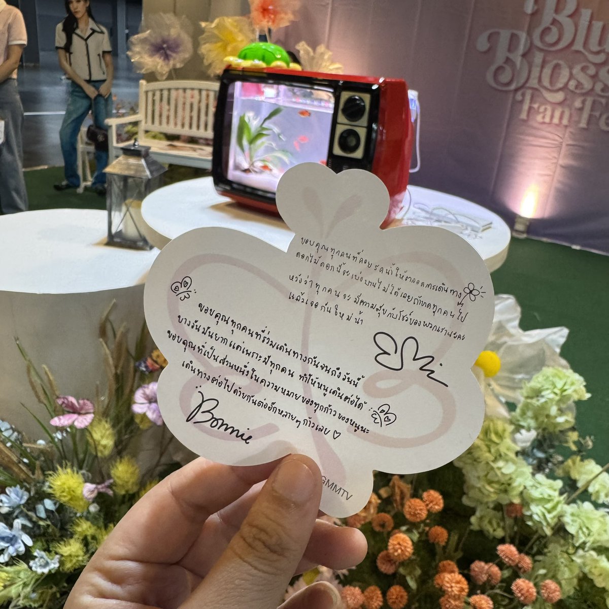 EASwiftRN's tweet photo. น้ารักมากกเลยย ขอบคุณน้าาา
🧡💜
EMIBONNIE 1ST STAGE
#BBFanFestD1 #emibon https://t.co/hb9HiKTnmC
