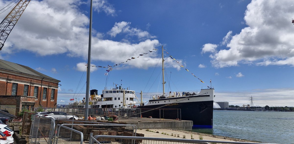 suns out flags out <a href="/Shieldhall/">Steamship Shieldhall</a> #Shieldhall #Southampton