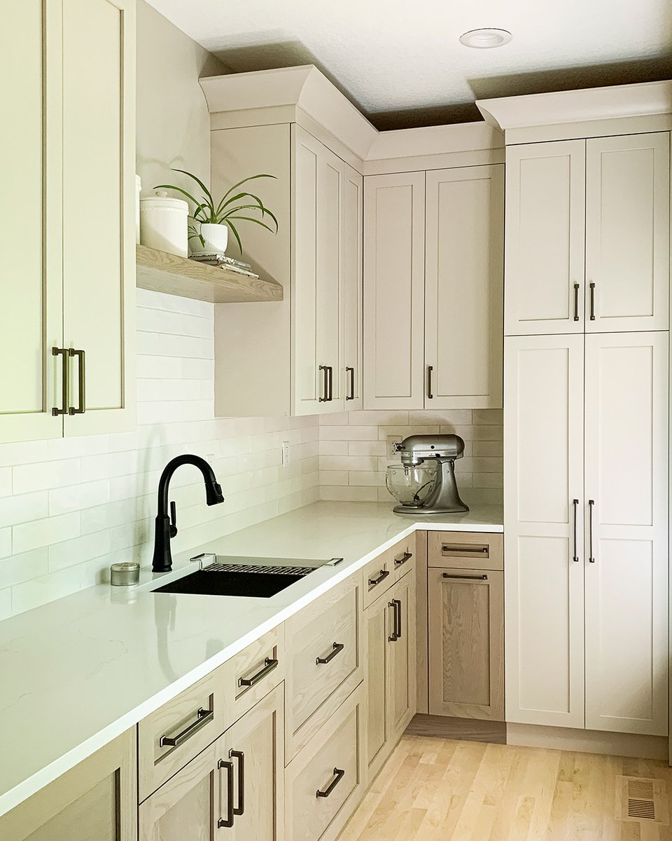 revivalhouse_'s tweet image. Specializing in both new construction and remodeling projects nationwide, we provide exquisite, high-quality products that culminate in timeless spaces you'll cherish for years to come.⁠
⁠
revivalhouse.design/services/
⁠
#pantrydesign #neutralinterior #shakercabinets