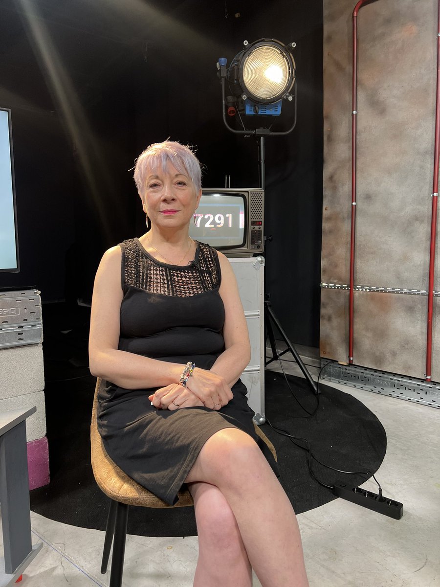 Mañana lo prometido es deuda y me podréis ver junto con el resto de invitados, dura, directa y ácida con la Comunidad de Madrid y la JUDICATURA <a href="/Al_LioTV/">Al Lío</a> con <a href="/Kamipnasqo/">Silvia Agüero Fernández</a> .