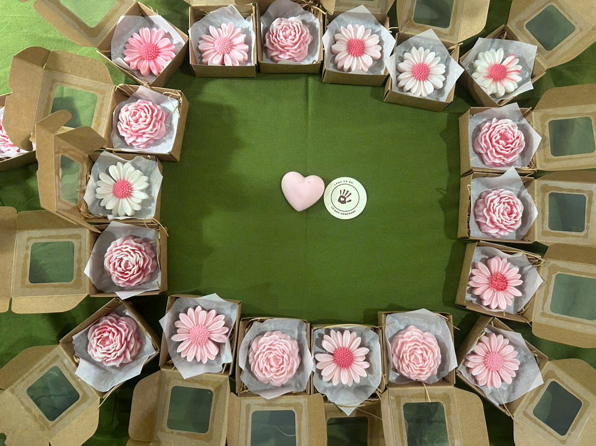 Benative tweet media