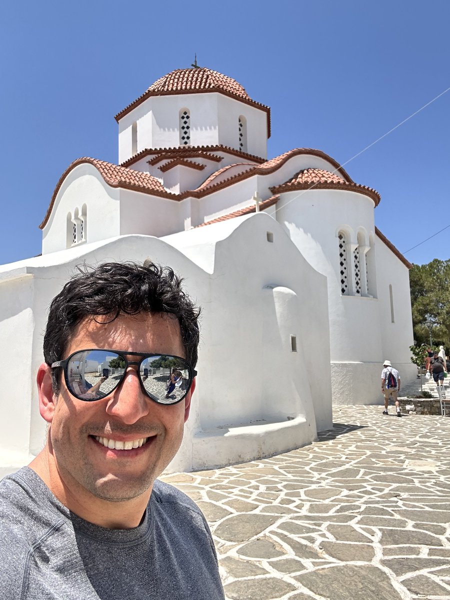 Gm fam! Happy Saturday! ☀️☕️