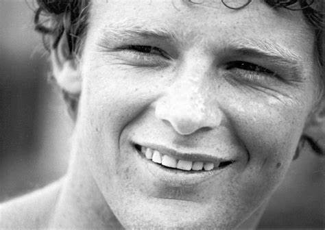 Terry Fox died 44 years ago today. While we continue to honour the passing of a Canadian icon, we also acknowledge that this is a difficult time for Terry's loved ones. Our thoughts are with them.