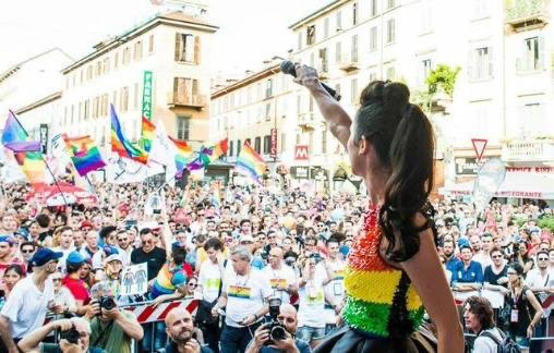 comellorusia's tweet photo. today is Milano Pride but it will never be pride 2016 again https://t.co/6onlBjpTJs