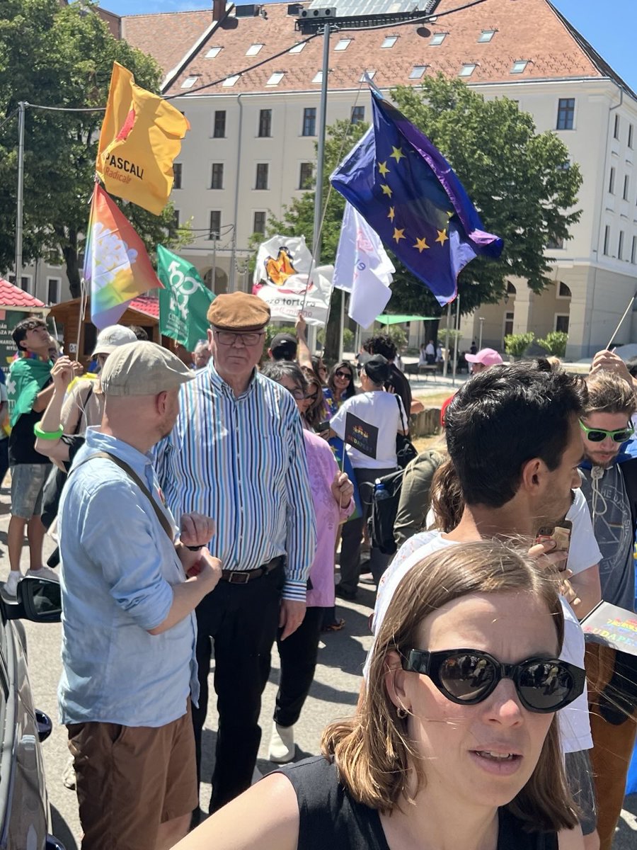 We’re here, loud and proud, with socialists and social democrats from across Europe, to defend LGBTIQ+ rights and democracy.
 🇪🇺🏳️‍🌈🇭🇺✊