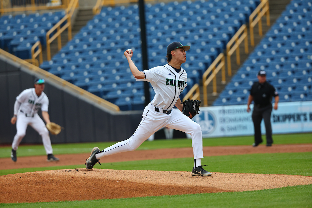 D3baseball (@d3baseball) on Twitter photo Charlie Hale <a href="/EndicottBASE/">Endicott Baseball</a> earned his first win of the summer this week. he is 1-0 with a 1.12 ERA for the <a href="/Sanford_Mainers/">Sanford Mainers</a> Stats: necbl.wttbaseball.pointstreak.com/player.html?pl… #d3baseball #summerspotlight Photo from our friends at <a href="/d3photography/">d3photography.com</a> Charlie Hale <a href="/EndicottBASE/">Endicott Baseball</a> earned his first win of the summer this week. he is 1-0 with a 1.12 ERA for the <a href="/Sanford_Mainers/">Sanford Mainers</a> Stats: necbl.wttbaseball.pointstreak.com/player.html?pl… #d3baseball #summerspotlight Photo from our friends at <a href="/d3photography/">d3photography.com</a>