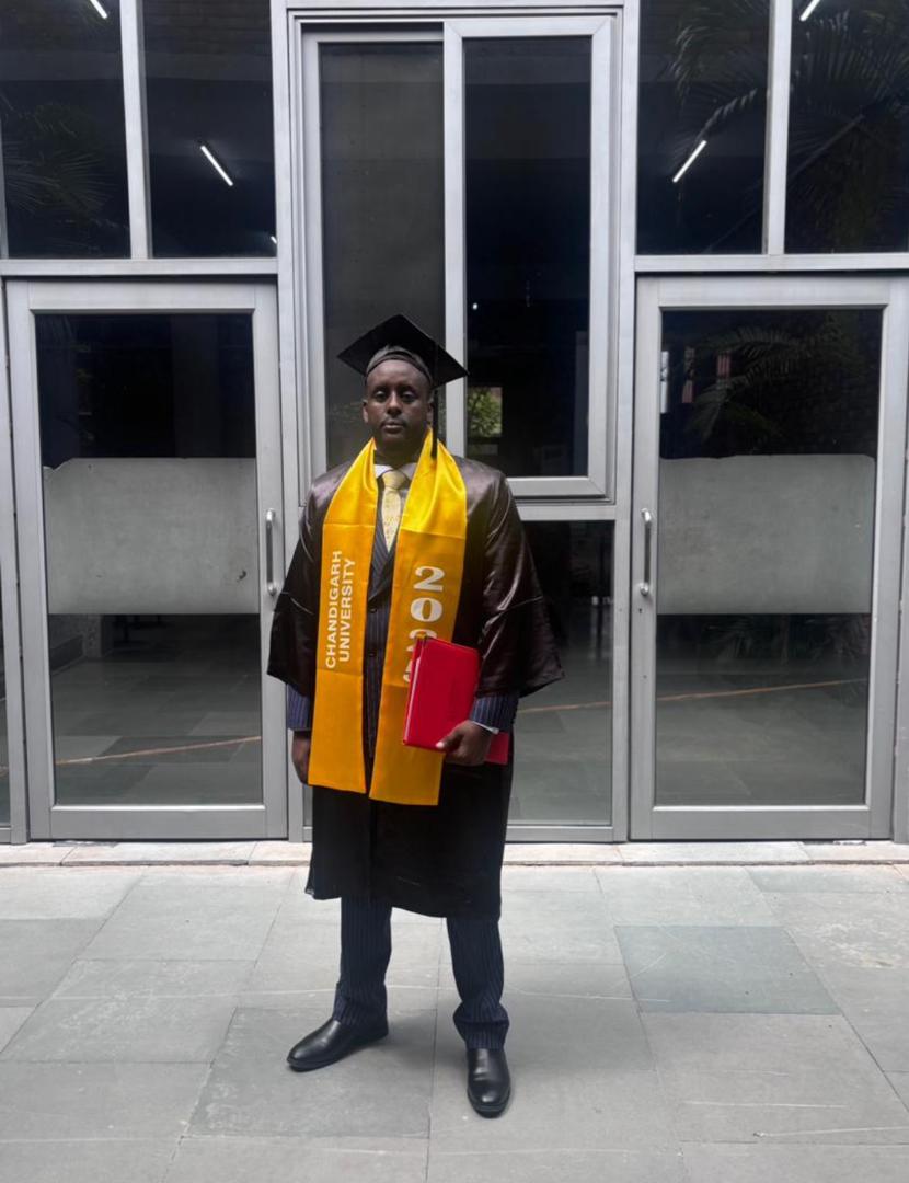 Join us in congratulating our brothers <a href="/Kabangojmk/">Johnmark Kabango</a> and <a href="/aaron_tahinduka/">Aaron Tahinduka</a> on earning their Master of Laws 🎓

We’re incredibly proud of you both for carrying the Kasasi name to the top in the bar course. 

True winners on and off the field—salute! 💯

 #kitakuteganisa