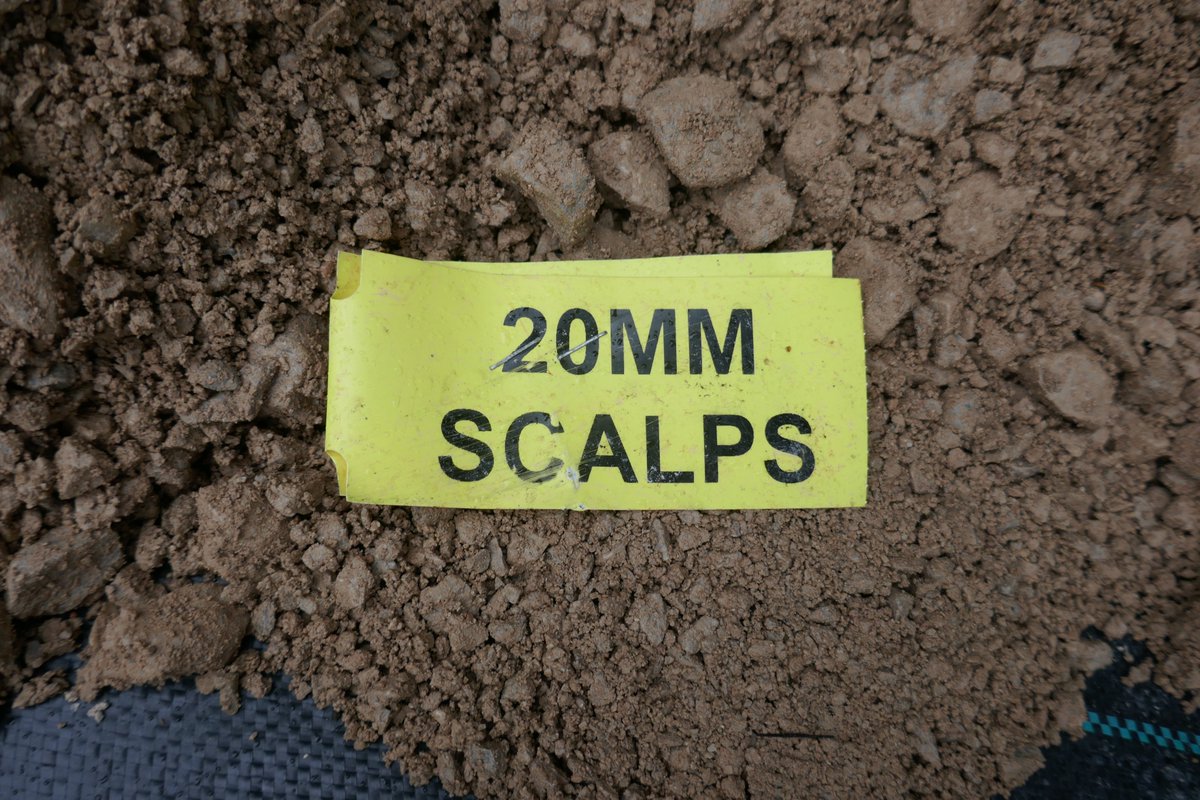 TheLengthsman's tweet image. Another session of barrow loads of scalps ended when it started to #rain 
#whatheatwave
#gardenproject