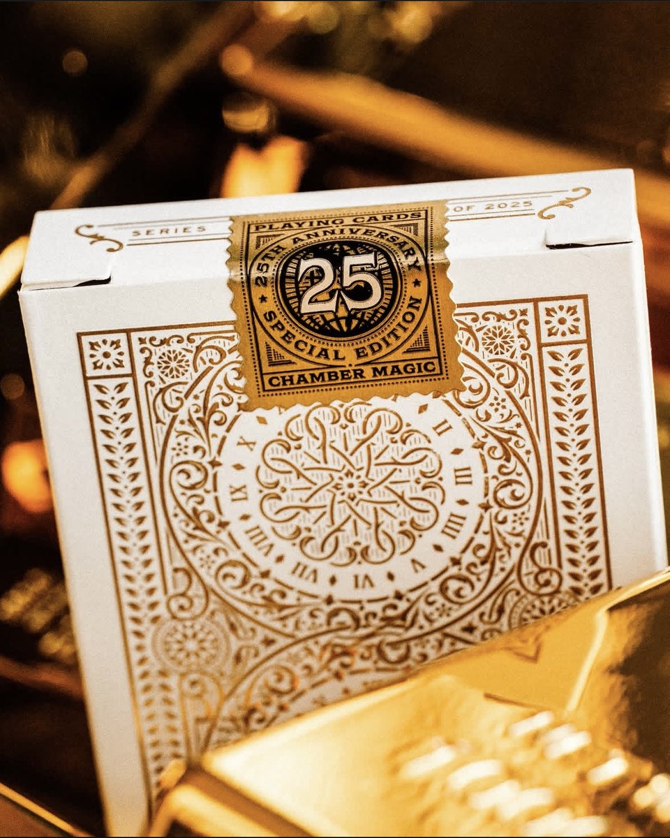 25 years of #ChamberMagic... My new #TycoonTheory11 playing cards release this Monday ♠️♥️⁠
⁠
<a href="/Theory11/">theory11</a> #cardistry #playingcards #magic