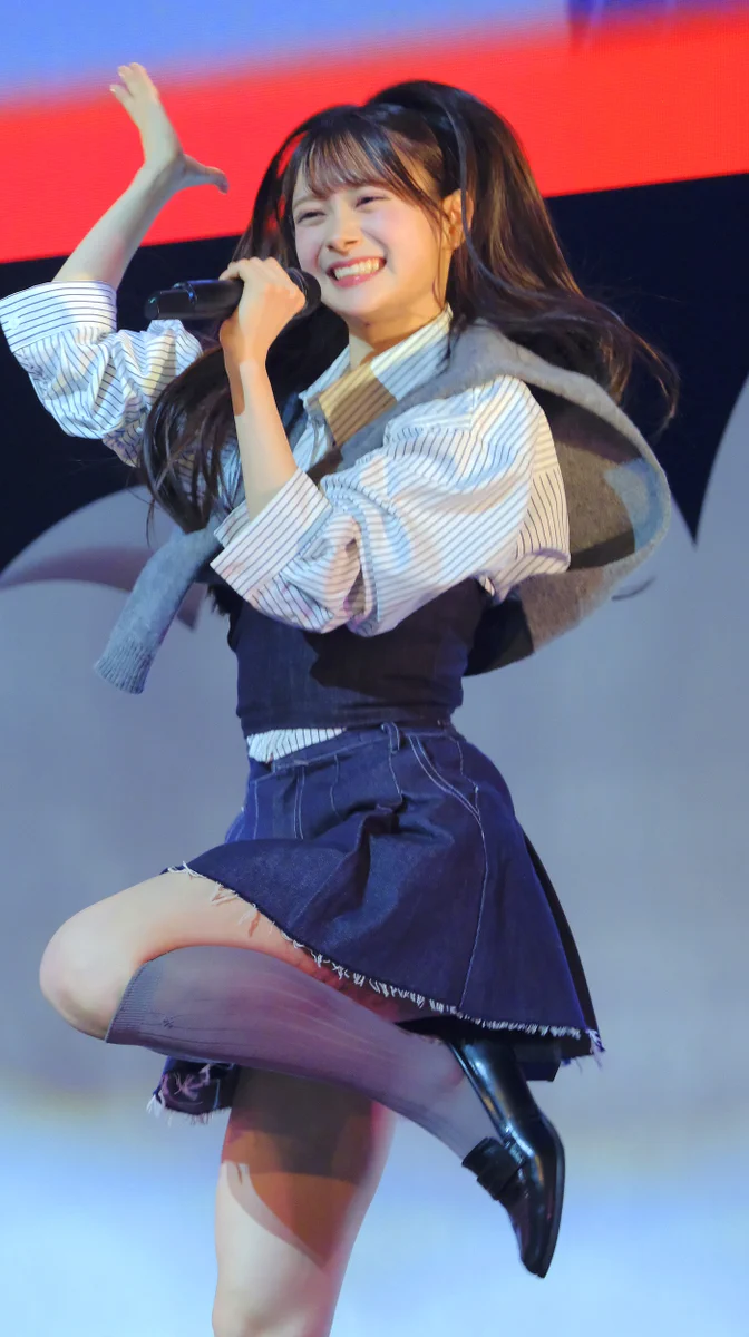 タノスィ/／ X:ssä: ”#伊藤百花 #AKB48 やっぱ18期やなっ #AKB18期生_