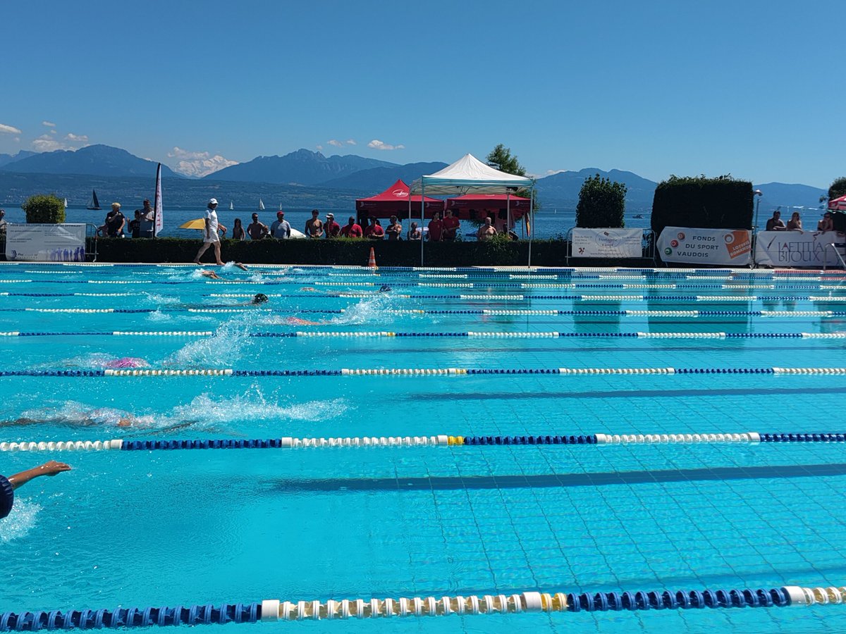 gemperlipascal's tweet image. Aux championnats romands de natation à la piscine de Morges🏊‍♀️