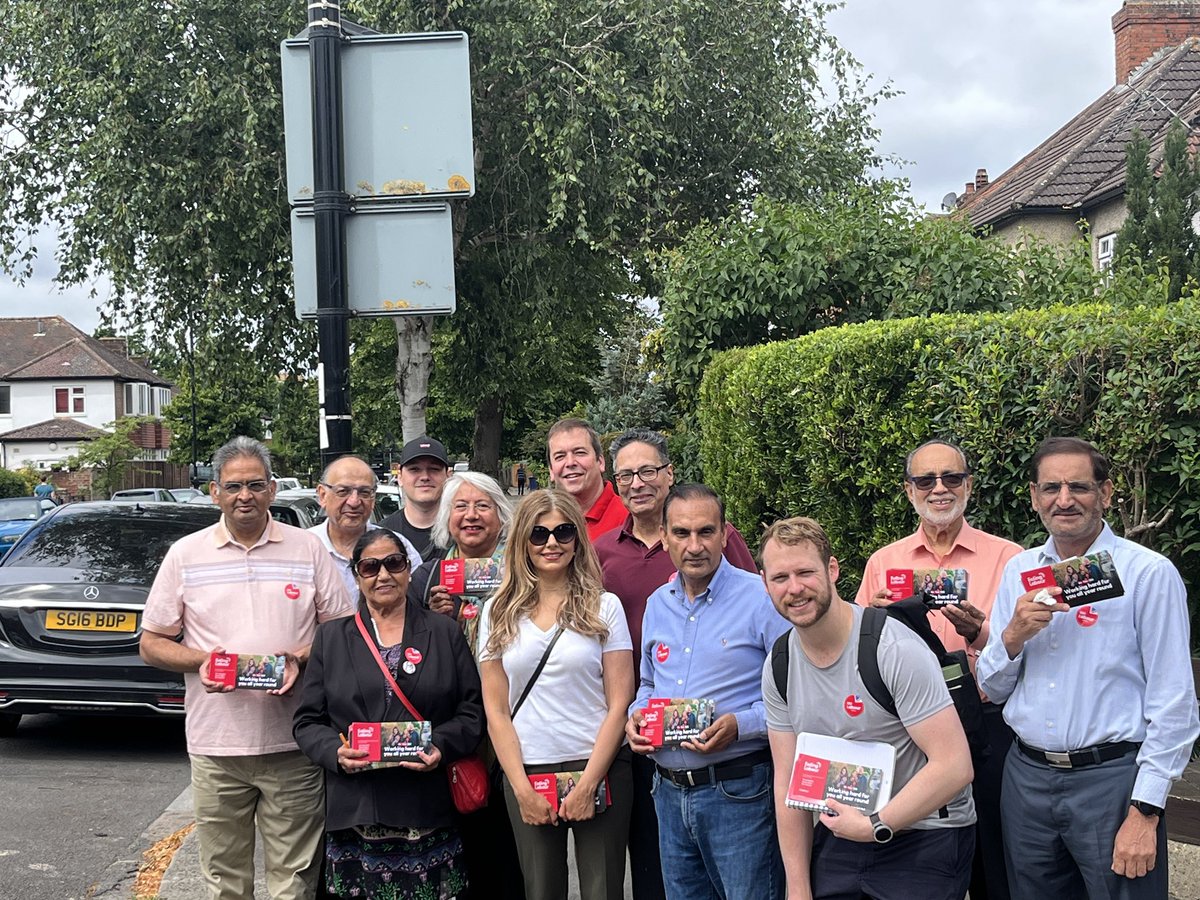 Rima Baaklini (@rimabaaklini) on Twitter photo A sunny morning out canvassing in Pitshanger ward with <a href="/EalingLabour/">Ealing Labour</a>🌹
Great conversations on the doorstep and plenty of local matters raised. Thanks to everyone who took the time to chat! 🌞 A sunny morning out canvassing in Pitshanger ward with <a href="/EalingLabour/">Ealing Labour</a>🌹
Great conversations on the doorstep and plenty of local matters raised. Thanks to everyone who took the time to chat! 🌞