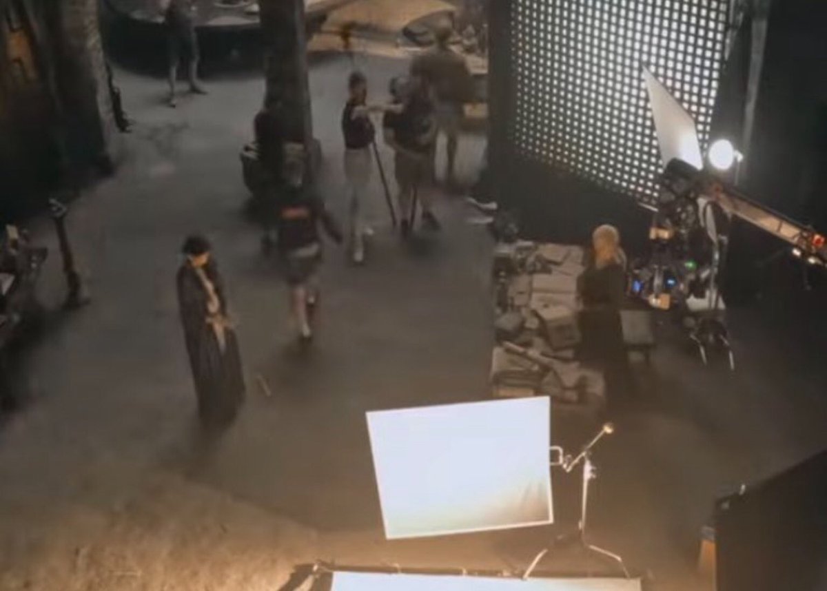 💭 (@rhaesariavault) on Twitter photo 